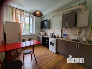 3-к квартира, вторичка, 82м2, 1/4 этаж