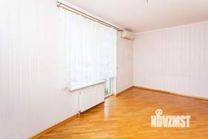 3-к квартира, вторичка, 140м2, 7/12 этаж