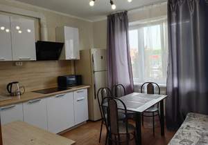2-к квартира, вторичка, 70м2, 1/16 этаж