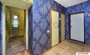 3-к квартира, вторичка, 56м2, 1/2 этаж