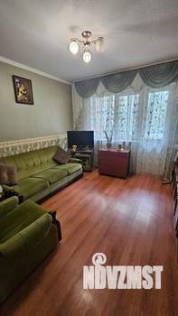 1-к квартира, вторичка, 64м2, 2/4 этаж