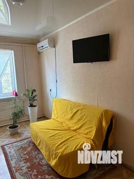 3-к квартира, вторичка, 76м2, 2/2 этаж