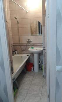 2-к квартира, вторичка, 56м2, 8/18 этаж