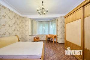 3-к квартира, вторичка, 100м2, 1/3 этаж