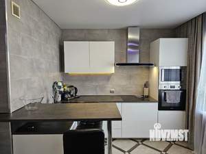 2-к квартира, вторичка, 63м2, 13/17 этаж