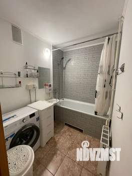 2-к квартира, вторичка, 70м2, 9/17 этаж