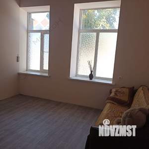 3-к квартира, вторичка, 50м2, 1/1 этаж