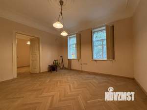 3-к квартира, вторичка, 65м2, 1/1 этаж