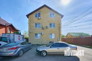 2-к квартира, вторичка, 61м2, 1/3 этаж