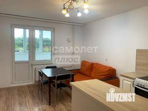 2-к квартира, вторичка, 65м2, 1/17 этаж