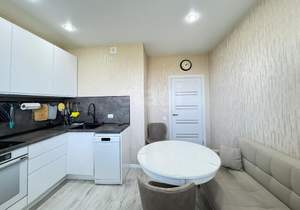 2-к квартира, вторичка, 56м2, 8/8 этаж