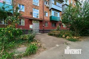 2-к квартира, вторичка, 42м2, 1/5 этаж