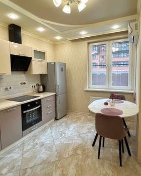 2-к квартира, вторичка, 50м2, 1/24 этаж