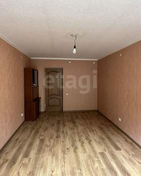 4-к квартира, вторичка, 101м2, 2/5 этаж