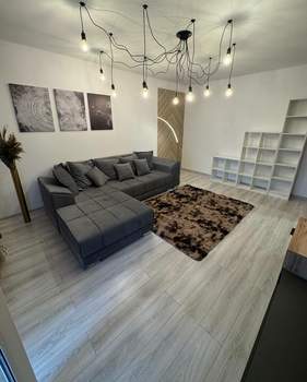 2-к квартира, вторичка, 67м2, 7/12 этаж