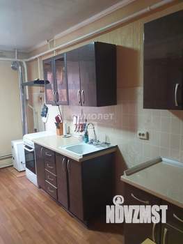 4-к квартира, вторичка, 75м2, 1/1 этаж