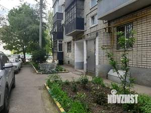 2-к квартира, вторичка, 54м2, 1/10 этаж