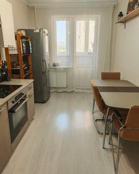 2-к квартира, вторичка, 61м2, 4/23 этаж