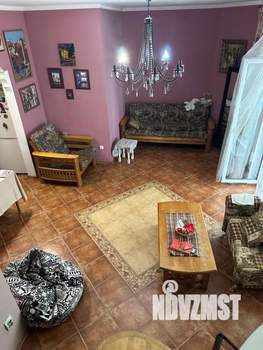 3-к квартира, вторичка, 72м2, 1/2 этаж