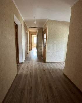 4-к квартира, вторичка, 101м2, 2/5 этаж