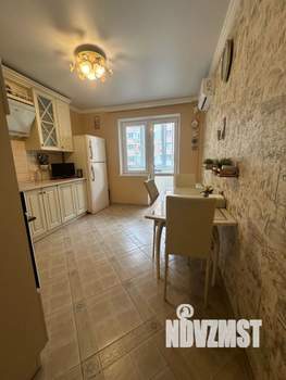 2-к квартира, вторичка, 64м2, 10/16 этаж
