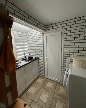 2-к квартира, вторичка, 32м2, 1/1 этаж