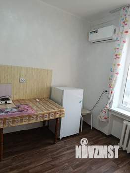 2-к квартира, вторичка, 23м2, 4/4 этаж