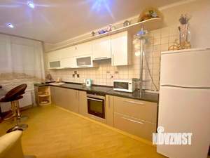 3-к квартира, вторичка, 80м2, 1/6 этаж