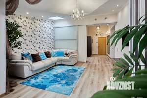 3-к квартира, вторичка, 105м2, 8/8 этаж