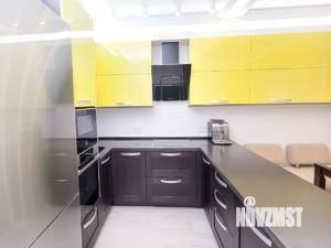 3-к квартира, вторичка, 90м2, 10/17 этаж