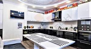 3-к квартира, вторичка, 93м2, 9/19 этаж