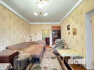 3-к квартира, вторичка, 61м2, 1/2 этаж