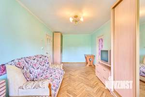 2-к квартира, вторичка, 42м2, 4/5 этаж