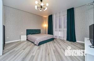 2-к квартира, вторичка, 79м2, 1/19 этаж