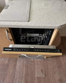 4-к квартира, вторичка, 101м2, 2/5 этаж