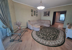 3-к квартира, вторичка, 97м2, 10/17 этаж
