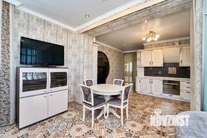 3-к квартира, вторичка, 128м2, 17/27 этаж