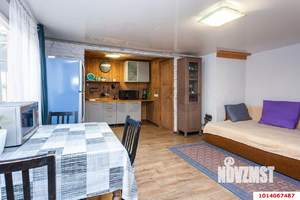 2-к квартира, вторичка, 52м2, 1/1 этаж