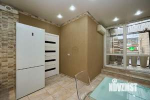 3-к квартира, вторичка, 100м2, 2/17 этаж