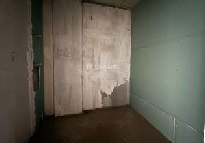 1-к квартира, вторичка, 42м2, 4/9 этаж