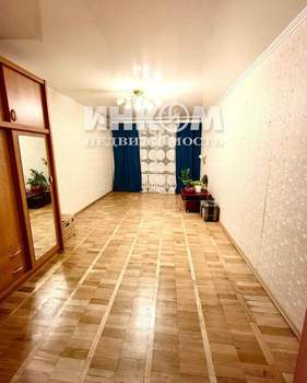 4-к квартира, вторичка, 112м2, 5/10 этаж