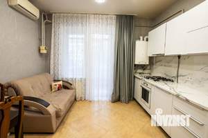 2-к квартира, вторичка, 75м2, 1/7 этаж