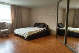 3-к квартира, вторичка, 80м2, 10/18 этаж