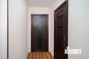 2-к квартира, вторичка, 52м2, 1/5 этаж
