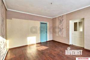 3-к квартира, вторичка, 55м2, 1/1 этаж