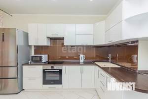 2-к квартира, вторичка, 61м2, 10/17 этаж