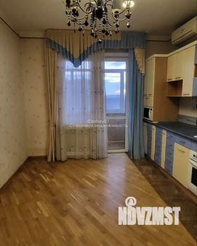 5-к квартира, вторичка, 200м2, 5/5 этаж