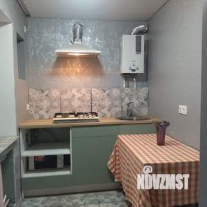 3-к квартира, вторичка, 56м2, 5/5 этаж