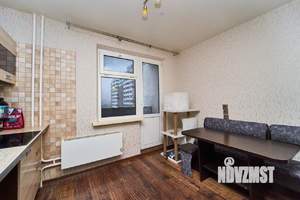 2-к квартира, вторичка, 61м2, 10/16 этаж