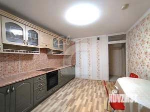 2-к квартира, вторичка, 67м2, 8/14 этаж